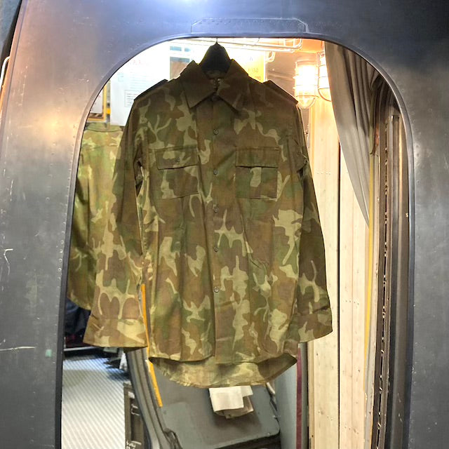 [In-Store Only] World Surplus Romanian Army M-90 Camouflage Shirt in Leaf Camo