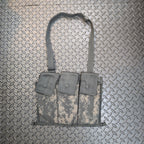 【店頭販売のみ】US（米軍放出品）中古品 MOLLE II アムニッションバンダリア ACU [Ammunition Pouch Bandoleer][マガジンポーチ]