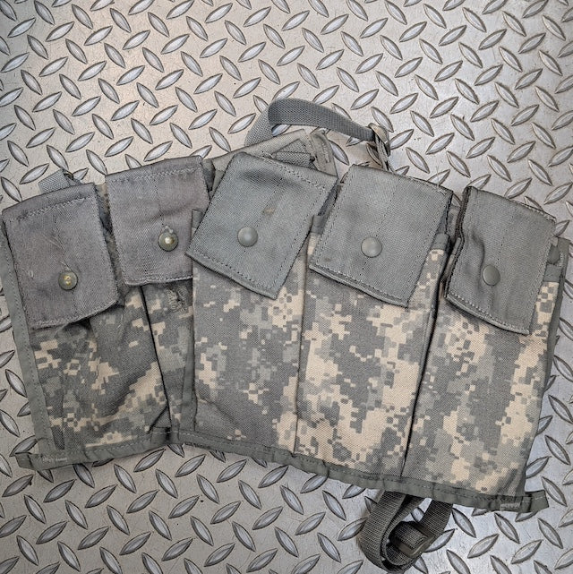 店頭販売のみ】US（米軍放出品）中古品 MOLLE II アムニッション