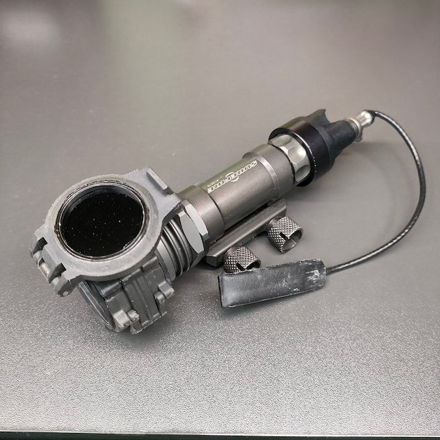 [Store sales only] US (U.S. military surplus) SUREFIRE M951 Weapon Light [Used]