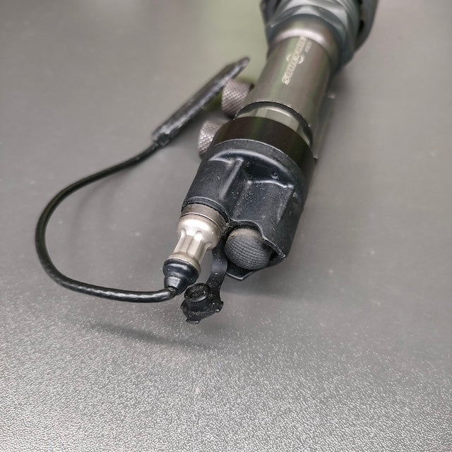 US (US military release product) Used SUREFIRE M951 Weapon Light [2F Product not listed on WEB]