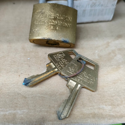 【店頭販売のみ】US（米軍放出品）American Lock Padlock USマーク入り南京錠 [中古品]