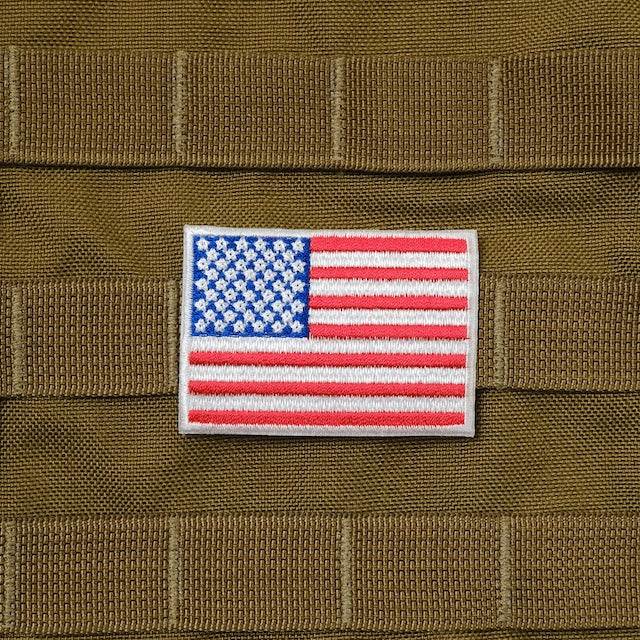 Military Patch（ミリタリーパッチ）US フラッグ 米国旗 [フルカラー] [中／4.5cm×6.5cm]【レターパックプラス対応】【レターパックライト対応】