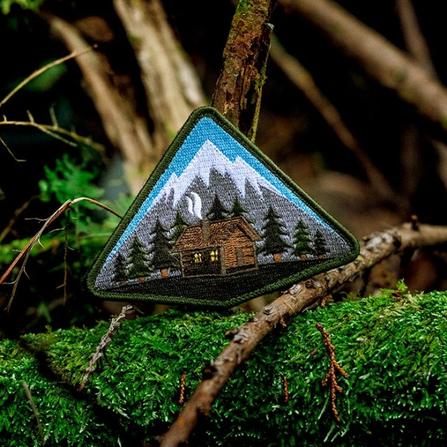 PROMETHEUS DESIGN WERX PDW Mountain Cabin Morale Patch [with hook] [Compatible with Letter Pack Plus] [Compatible with Letter Pack Light]