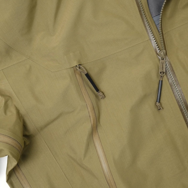ARC'TERYX LEAF Alpha Jacket (Gen2) [Black] [Crocodile] [Ranger Green] [Wolf] [Alpha Jacket] [Sold only to government employees (not available for general purchase)]