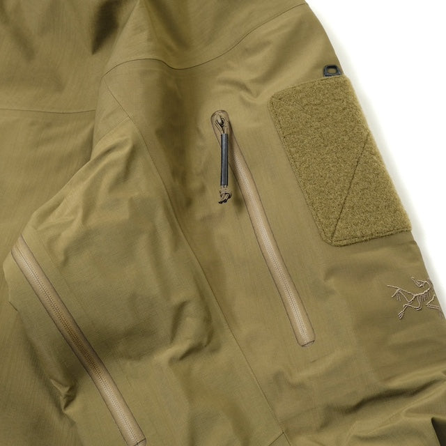 ARC'TERYX LEAF Alpha Jacket (Gen2) [Black] [Crocodile] [Ranger Green] [Wolf] [Alpha Jacket] [Sold only to government employees (not available for general purchase)]