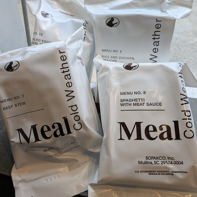 【店頭販売のみ】US（米軍放出品）MCWレーション [Meal Cold Weather][米軍寒冷地仕様戦闘糧食]