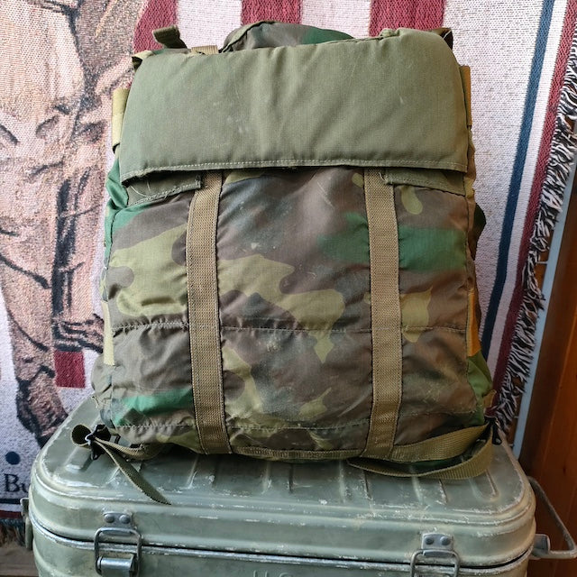 【店頭販売のみ】US（米軍放出品）LC-2 ALICE Pack Woodland アリスパック Medium ショルダーストラップ無し [中古品]