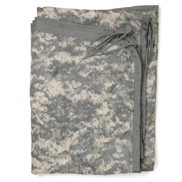 US（米軍放出品）ポンチョライナー [UCP/ACU][Poncho Liner][Woobie/ウービー]