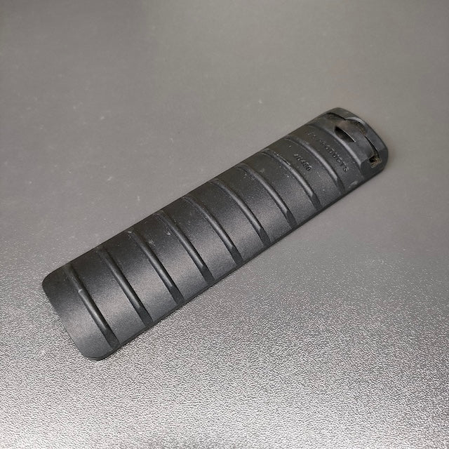 [Store sales only] US (U.S. military surplus) 9Rib Rail Cover Black [9 rib rail cover] [Used]