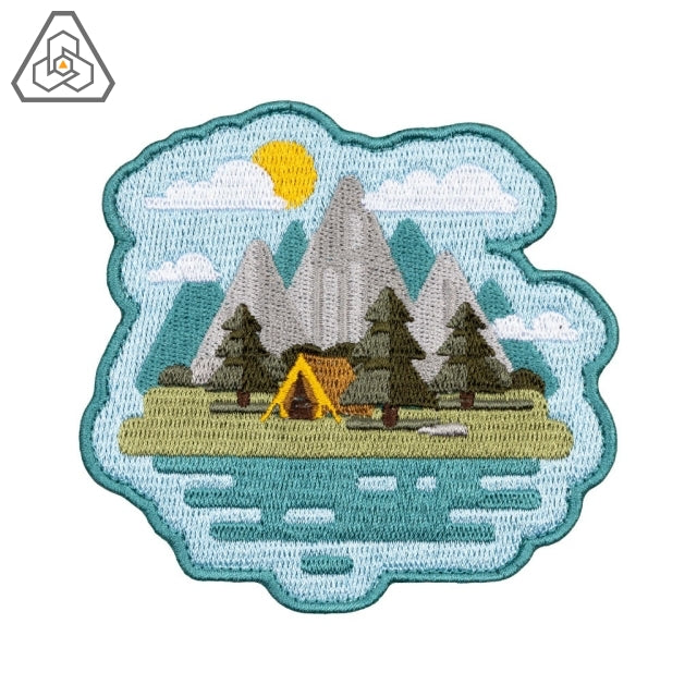 PROMETHEUS DESIGN WERX (プロメテウスデザインワークス)  PDW Summer Campsite 2025 Morale Patch [フック付き]【レターパックプラス対応】【レターパックライト対応】