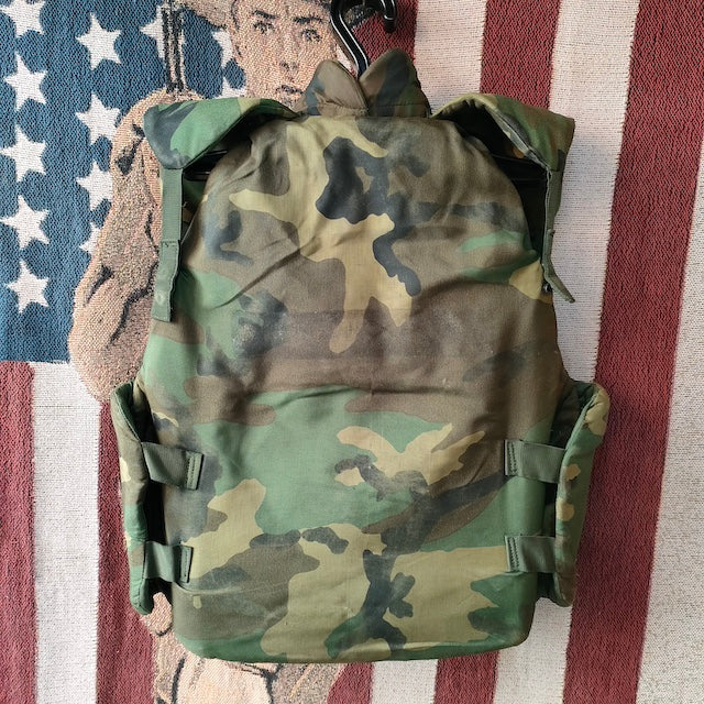 店頭販売のみ】US（米軍放出品）M-1 ボディーアーマーベスト [M-1 Body Armor Vest][PASGTベスト][Woodl –  キャプテントム