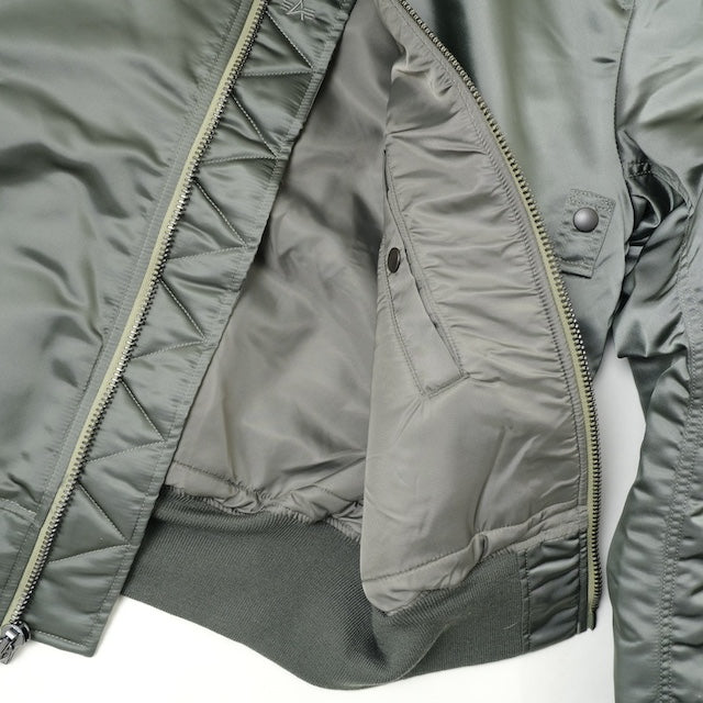 ALPHA INDUSTRIES（アルファ インダストリーズ）TYPE MA-1 初期型