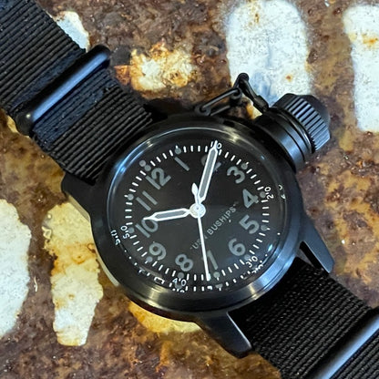 M.R.C. WATCH CO.（モントルロロイ）U.S.NAVY BUSHIP “GREY RECON” WRIST WATCH [黒色ボディ グレイ色インデックス] 12時間 [クォーツ]【中田商店】