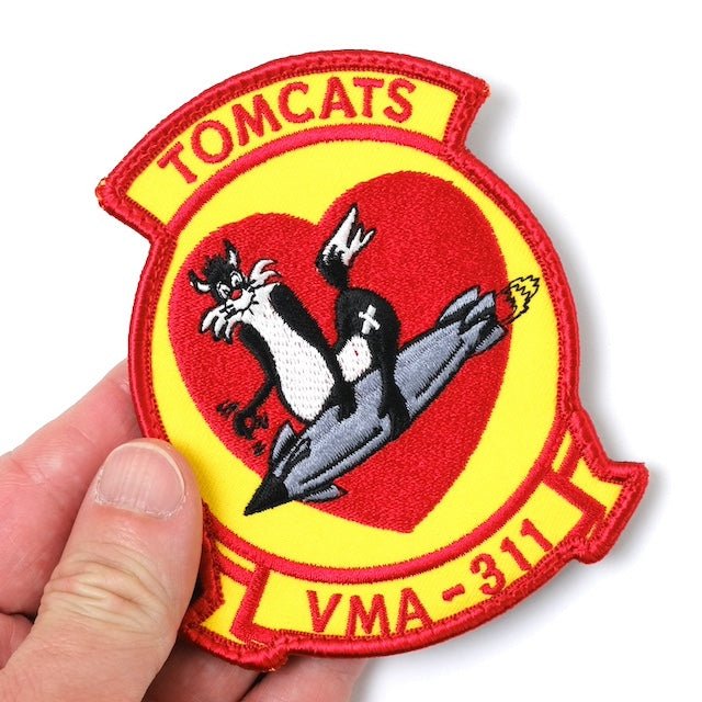 Military Patch（ミリタリーパッチ）USMC ミリタリーパッチ "VMA-311 TOMCATS" [フック付き]【レターパックプラス対応】【レターパックライト対応】