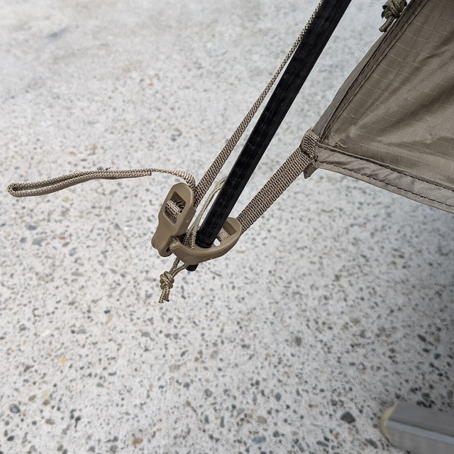 US（米軍放出品）LITEFIGHTER 1 INDIVIDUAL SHELTER SYSTEM Coyote Tan 499 ライトファイター [1人用テント]