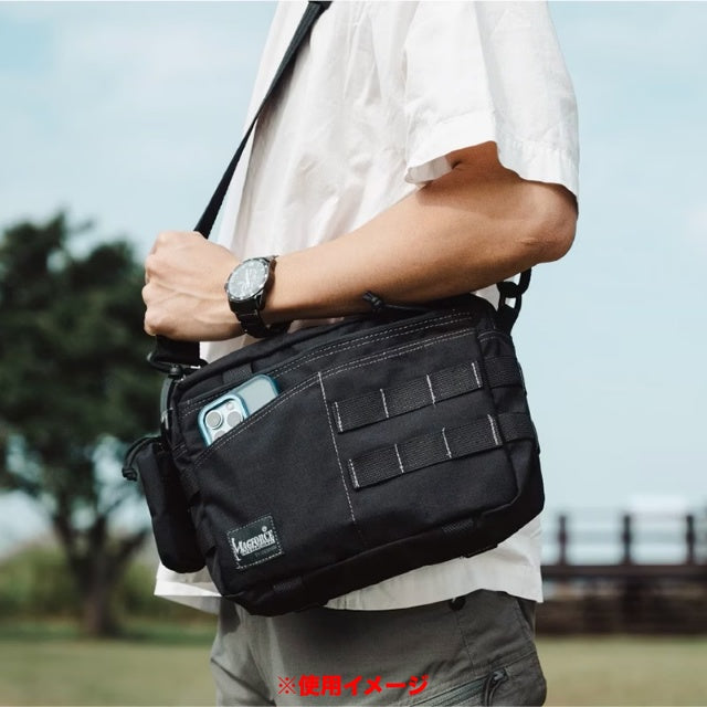 MAGFORCE（マグフォース）Cube Crossbody Bag L [MF-A0346][Black Camo][Black PVC][キューブ クロスボディバッグ ラージ]