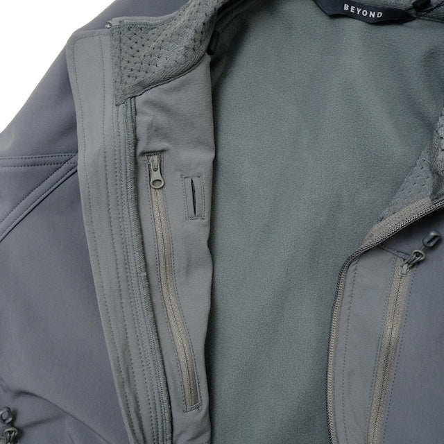 BEYOND CLOTHING (ビヨンドクロージング) TESTA COLD SOFTSHELL L5 JACKET [Grey]