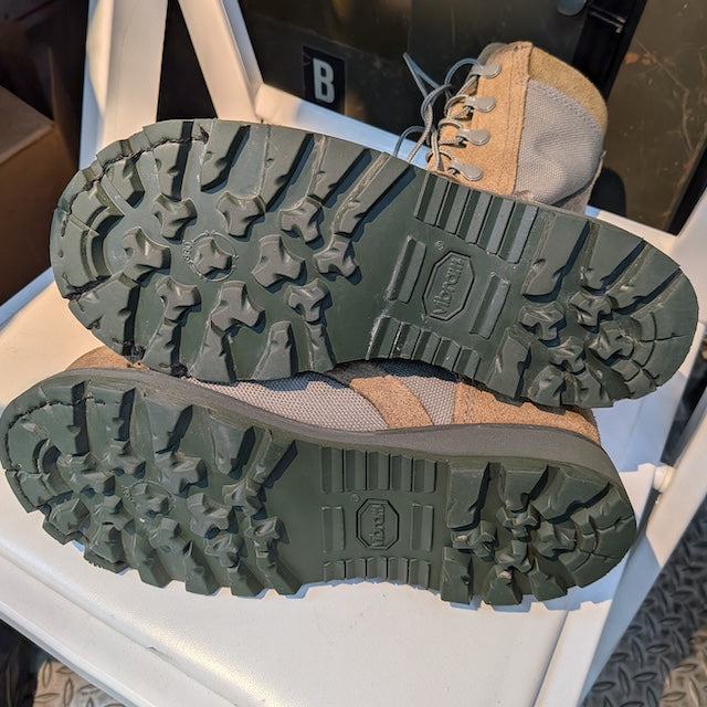 [Store-Only] US (Military Surplus) Corcoran USAF 87546FR Hot Weather Steel Safety Toe Boots, Sage Green [Pre-owned] [Hot Weather Steel Safety Toe Boots]