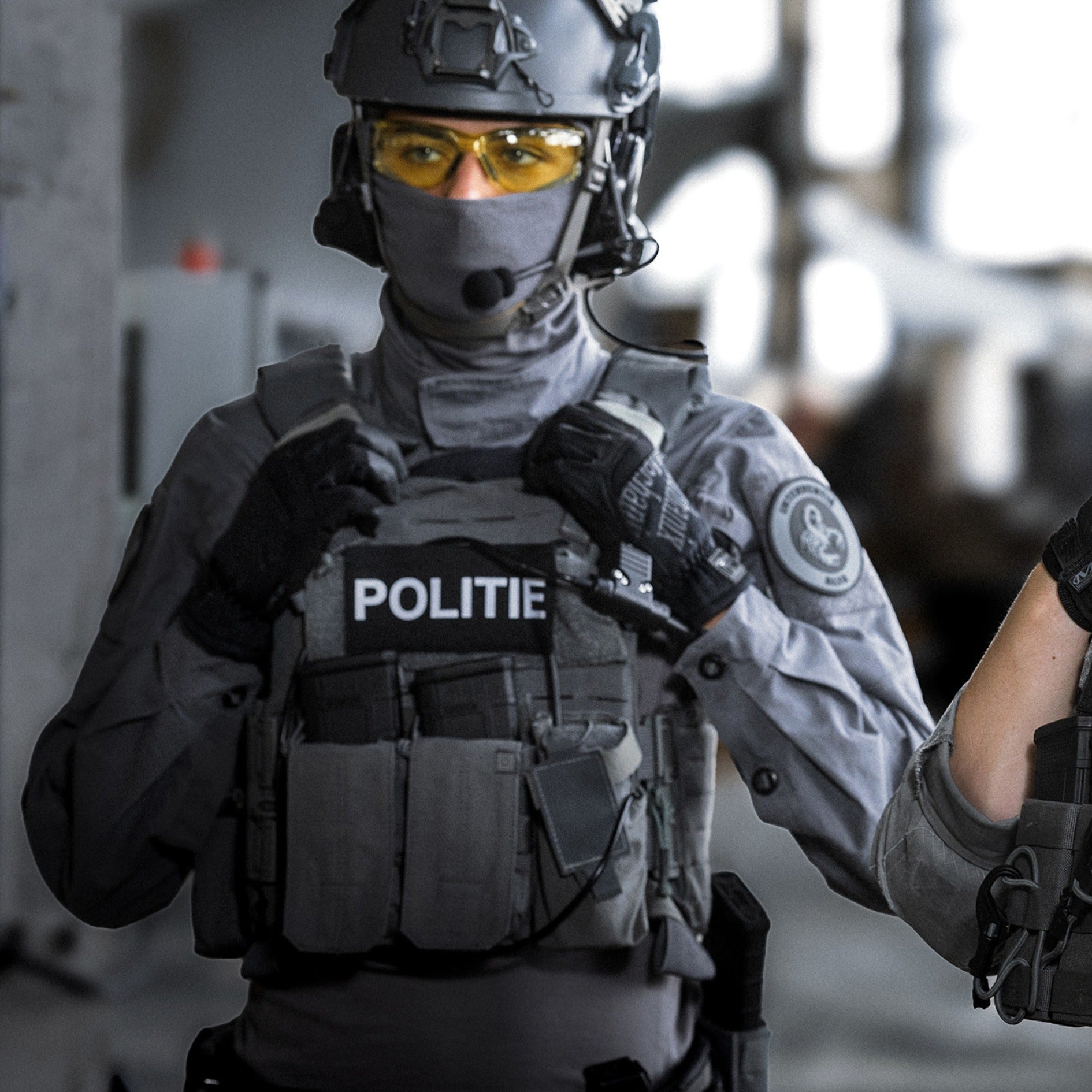 Mechanix Wear Tactical FastFit Glove New Design [Covert, Coyote, Wolf Grey] FastFit Gloves [Shipped via Letter Pack Plus or Letter Pack Light]