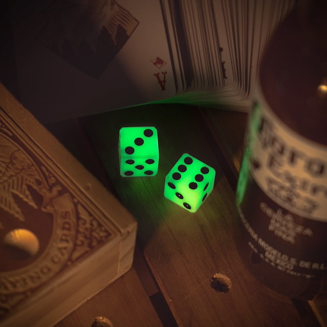 MARATAC（マラタック）Glow UGM Pair-A-Dice Set [MT0022][グロー ユニバーサル ギア マーカー ペアダイスセット]【レターパックプラス対応】【レターパックライト対応】