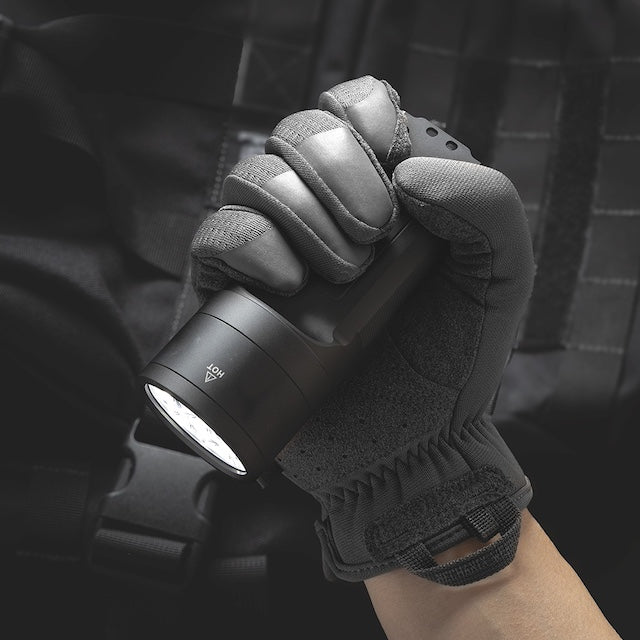 NEXTORCH（ネクストーチ）HL10 Rechargeable Search Flashlight [10000ルーメン/3段階調光＋ストロボ点灯フラッシュライト][リチウムイオン電池内蔵]