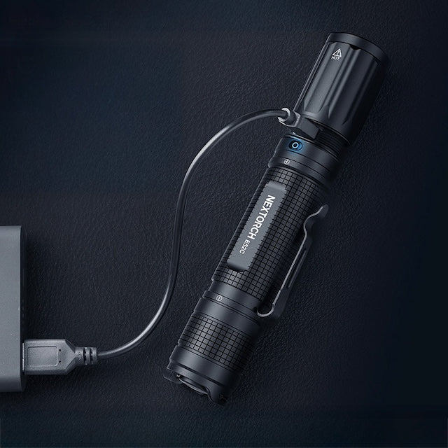 NEXTORCH（ネクストーチ）E52D Rechargeable Flashlight [3700ルーメン/3段階調光＋ストロボ点灯フラッシュライト][21700リチウムイオン電池使用]