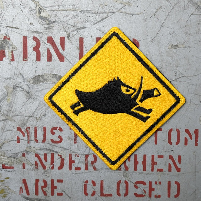 Military Patch（ミリタリーパッチ）USAF 25th Fighter Squadron “CAUTION HOG” [フック付き]【レターパックプラス対応】【レターパックライト対応】