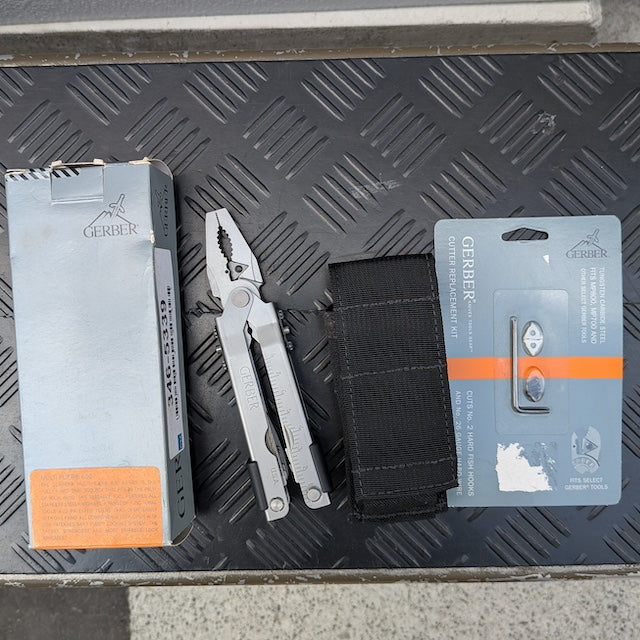 【店頭販売のみ】US SURPLUS（US サープラス）GERBER MP600 マルチプライヤー タングステンカーバイドセット [中古未使用品]