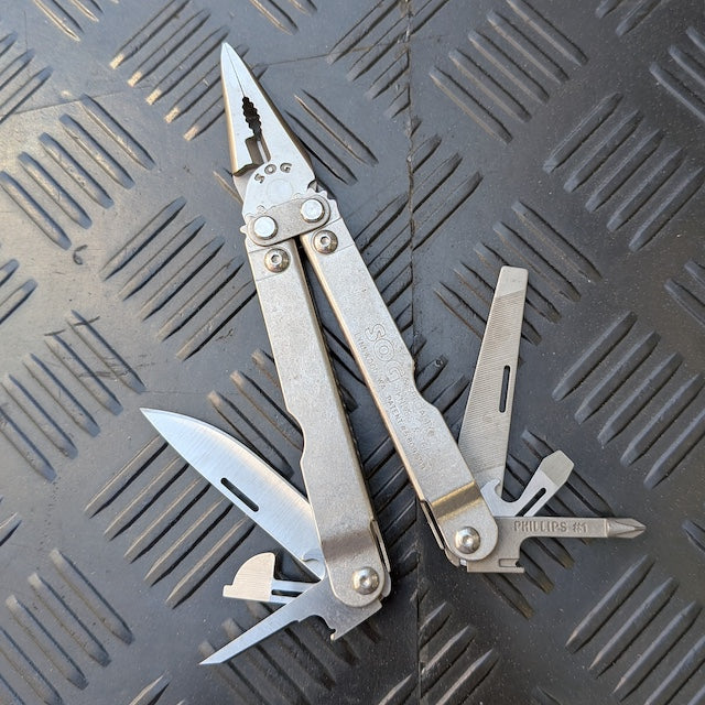 【店頭販売のみ】US SURPLUS（US サープラス）SOG Pocket Powerplier S44 マルチプライヤー [中古未使用品]