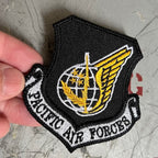 Military Patch（ミリタリーパッチ）PACIFIC AIR FORCE 25th SQ ブラックイエローカラー [フック付き]【レターパックプラス対応】【レターパックライト対応】