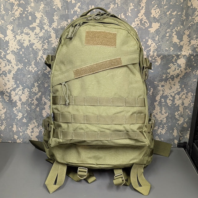 【店頭販売のみ】J-TECH（ジェイテック）TYPE D-3 Large MOLLE Assault Backpack ジッパープル パラコードカスタム仕様 [OD]