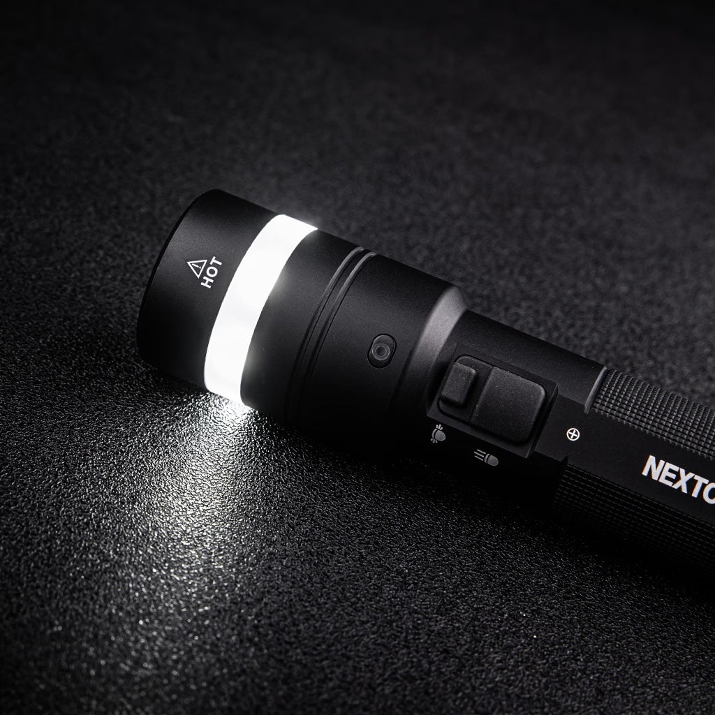 NEXTORCH（ネクストーチ）C61 Flashlight [スポット/ワイド デュアルビームフラッシュライト][3500ルーメン]