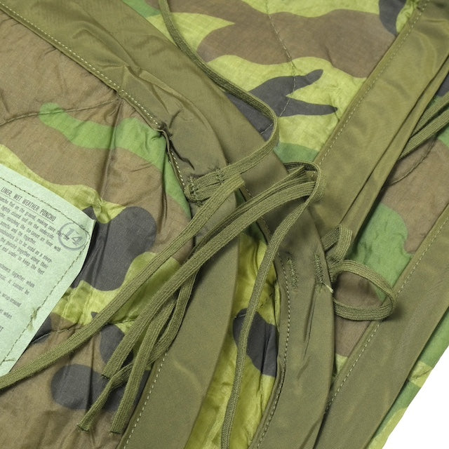 US（米軍放出品）ポンチョライナー ウッドランド [Poncho Liner][Woodland][Woobie/ウービー]