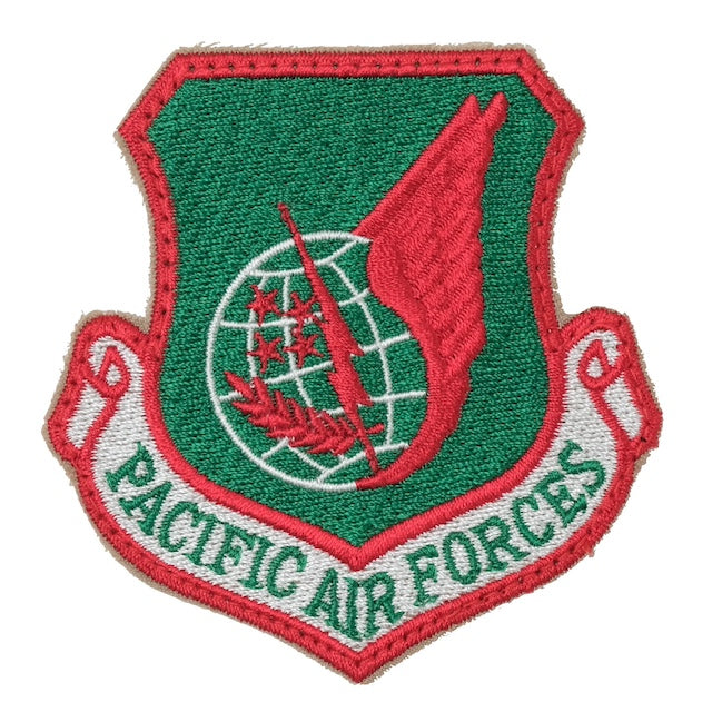 Military Patch（ミリタリーパッチ）PACIFIC AIR FORCE ＆ 18th Wing 第18航空団 2枚セット [クリスマスカラー][フック付き]【レターパックプラス対応】【レターパックライト対応】