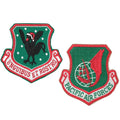 Military Patch（ミリタリーパッチ）PACIFIC AIR FORCE ＆ 18th Wing 第18航空団 2枚セット [クリスマスカラー][フック付き]【レターパックプラス対応】【レターパックライト対応】