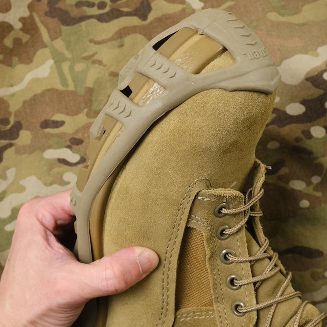 US（米軍放出品）STABIL ICE CREEPERS [Tan][スノースパイク]