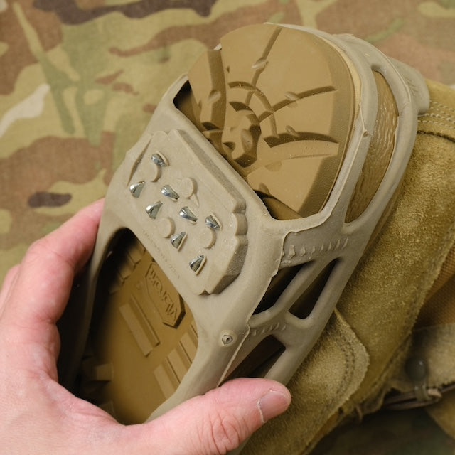 US（米軍放出品）STABIL ICE CREEPERS [Tan][スノースパイク]