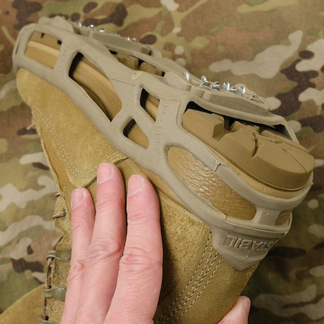 US（米軍放出品）STABIL ICE CREEPERS [Tan][スノースパイク]