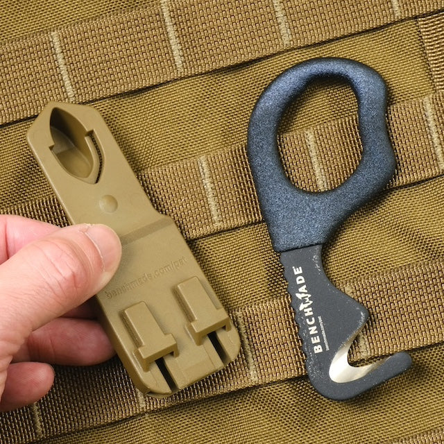 US（米軍放出品）BENCHMADE ストラップカッター [Coyote][7 HOOK