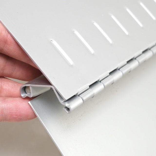 US SURPLUS SKILCRAFT Aluminum Clipboard Binder [A4 Size]