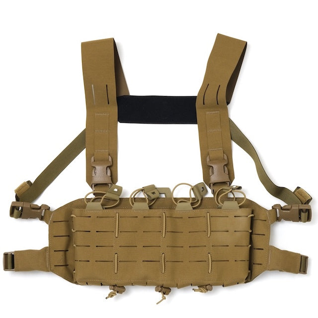 DIRECT ACTION TIGER MOTH Chest Rig [Coyote Brown]