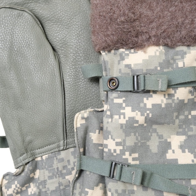 US（米軍放出品）Extreme Cold Weather (ECW) Mitten Set ACU/UCP [エクストリームコールドウェザーミトンセット]