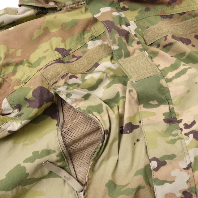 US（米軍放出品）GEN III Level 5 ECWCS Softshell Jacket [未使用] [OCP]