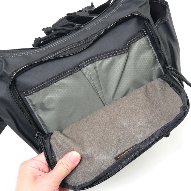 MAGFORCE Mini Gemini Sling Bag [MF-A0901][Black PVC][Mini Gemini Sling Bag]