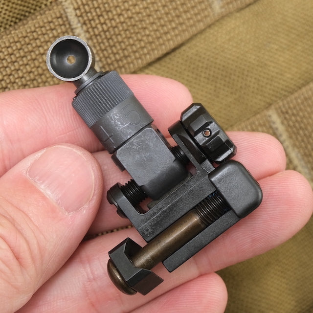 US (US military release product) USMC Micro Rear Sight Assembly 600m [Made by Knights Armament] [Micro Rear Sight Assembly] [Letter Pack Plus compatible] [Letter Pack Light compatible]