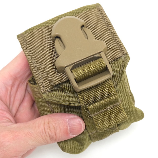 US (US military release product) EAGLE SFLCS Single Frag Grenade Pouch [Khaki] [Single Flag Grenade Pouch] [Letter Pack Plus compatible]