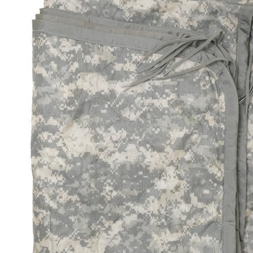 US（米軍放出品）ポンチョライナー [UCP/ACU][Poncho Liner][Woobie/ウービー]