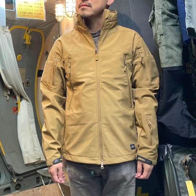 Helikon-Tex Gunfighter Soft Shell Jacket [8 colors] [Nakata Shoten]