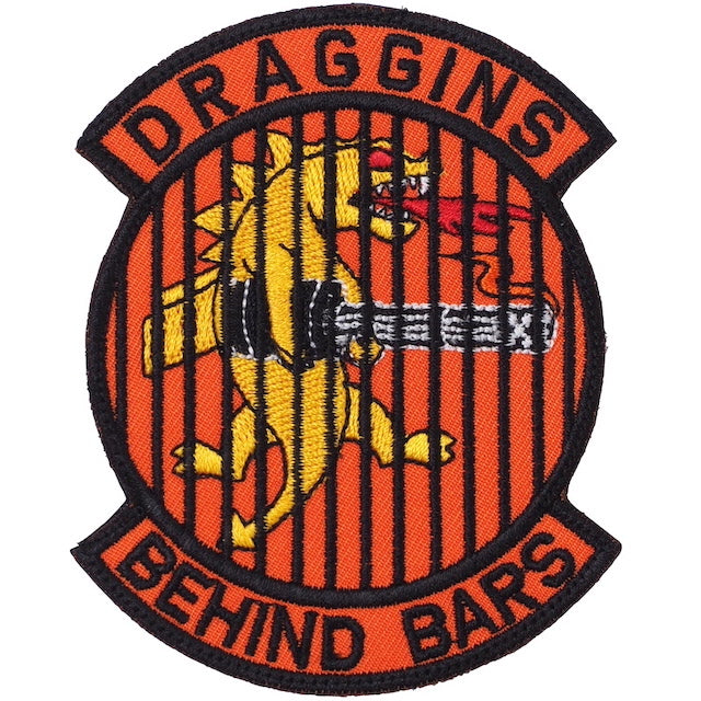 Military Patch（ミリタリーパッチ）DRAGGINS BEHIND BARS パッチ [フック付き]【レターパックプラス対応】【レターパックライト対応】